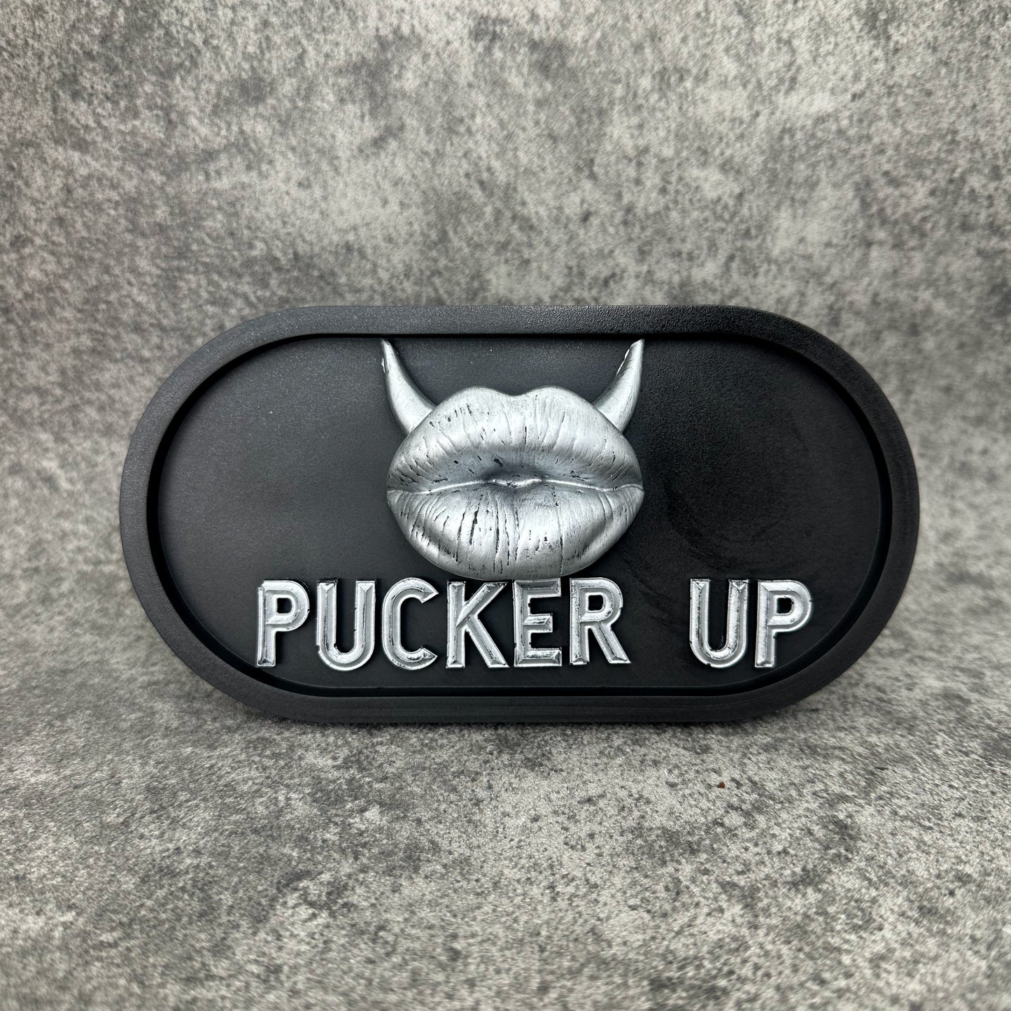 ‘Pucker Up’ Gothic Wall Plaque